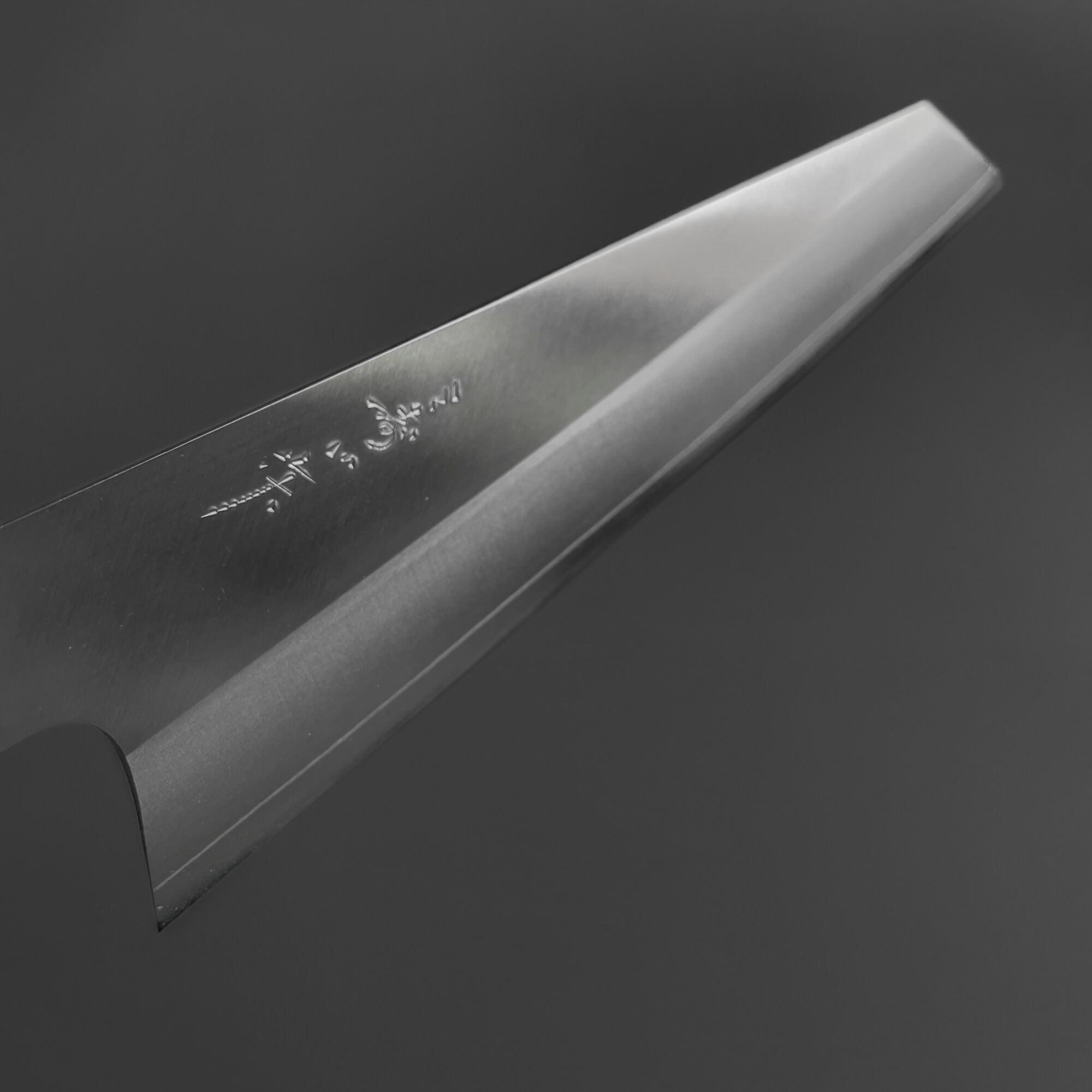 Cuchillo Japonés Kiritsuke acero VG10 210mm Misuzu