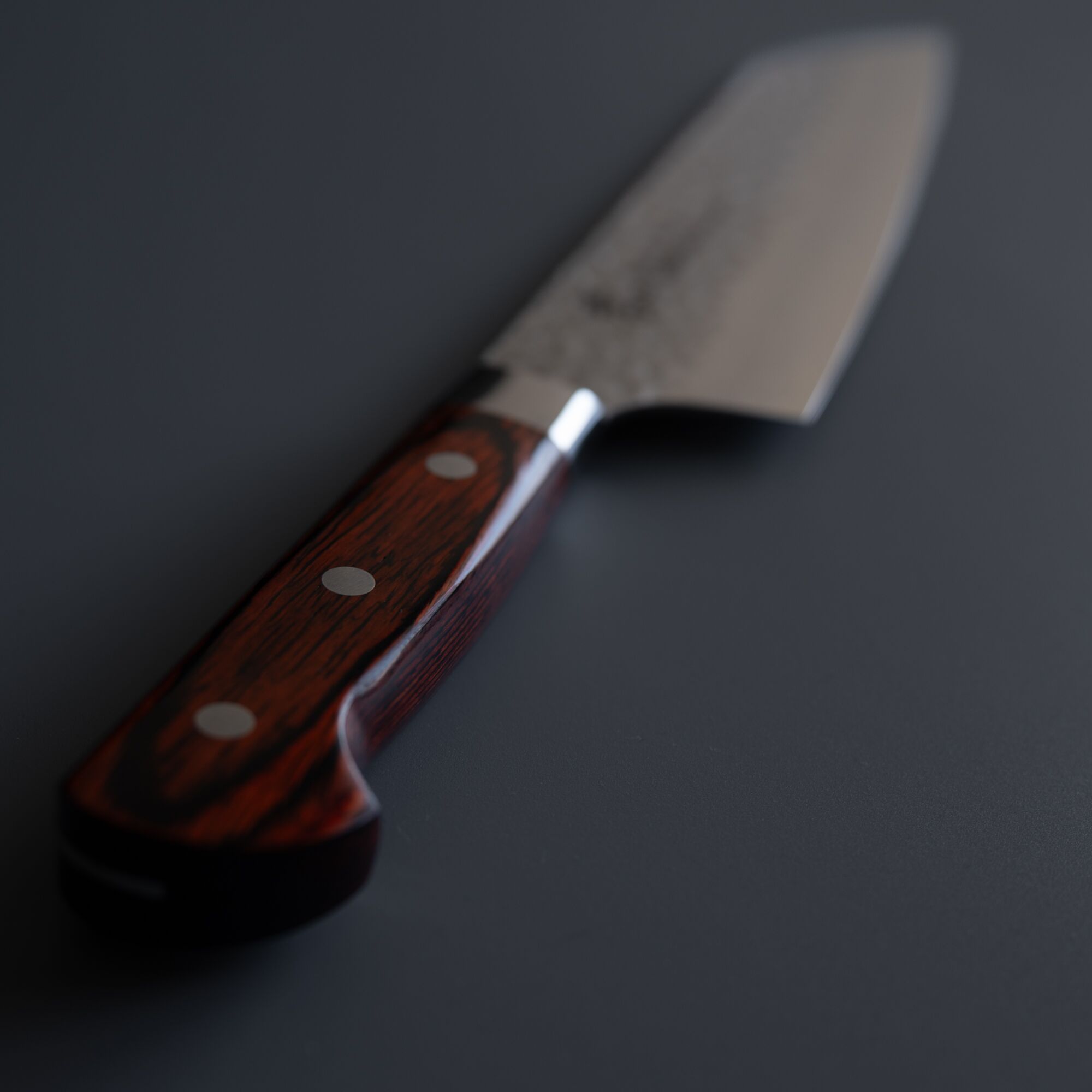 Cuchillo Japonés Kiritsuke Acero VG10 Damasco Sakai Takayuki 190mm