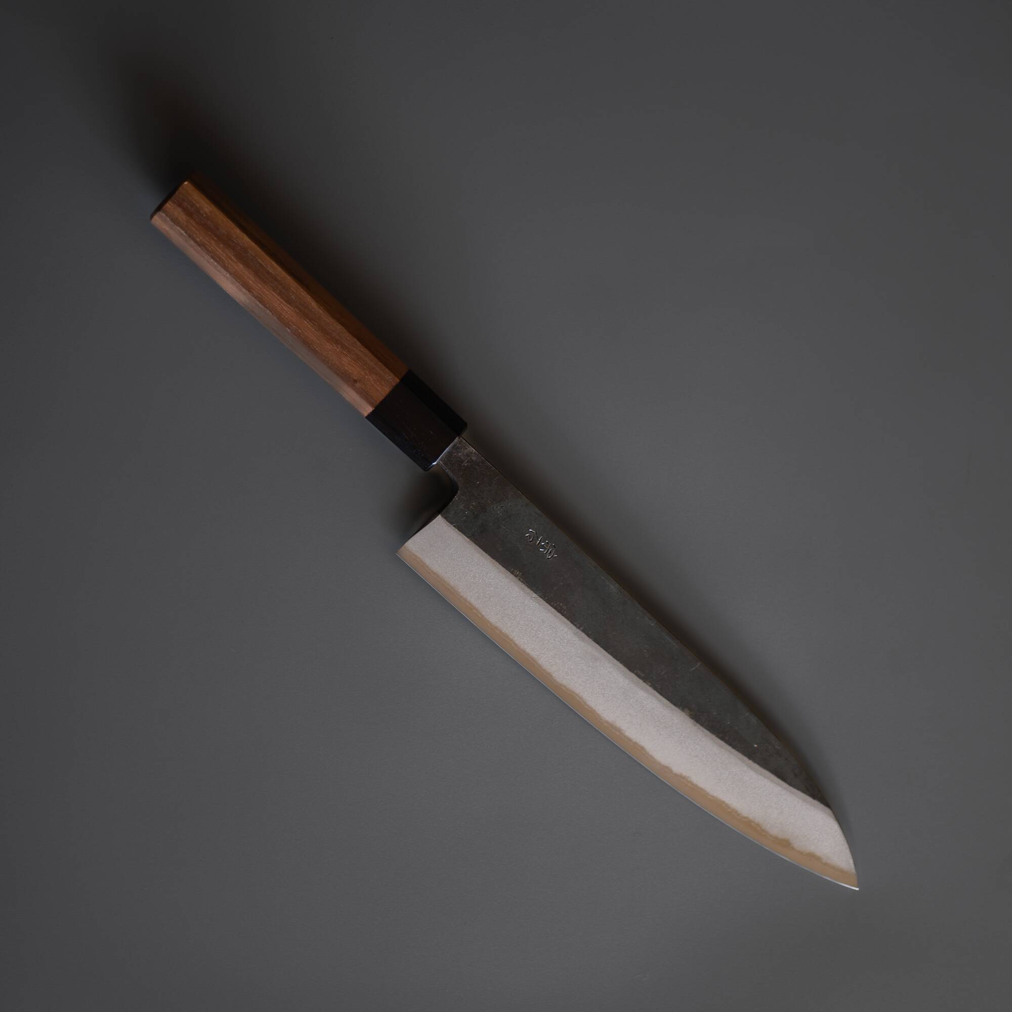 Cuchillo Japonés Black Gyuto Acero Aogami2 210mm