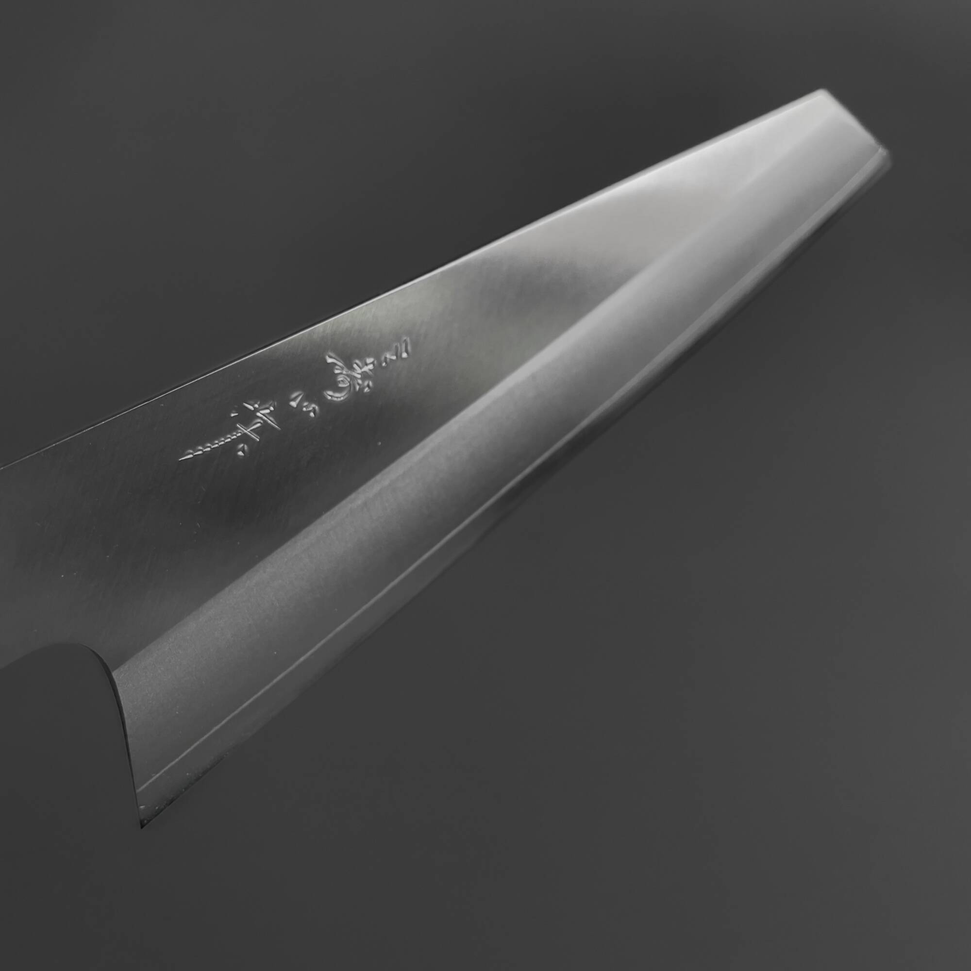 Cuchillo Japonés Kiritsuke acero VG10 210mm Misuzu